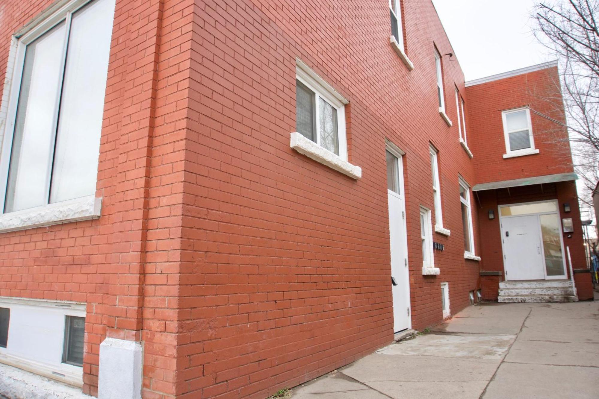 New Stunning Large Gorgeous Space Downtown Parking Coffee Apartamento Moose Jaw Exterior foto